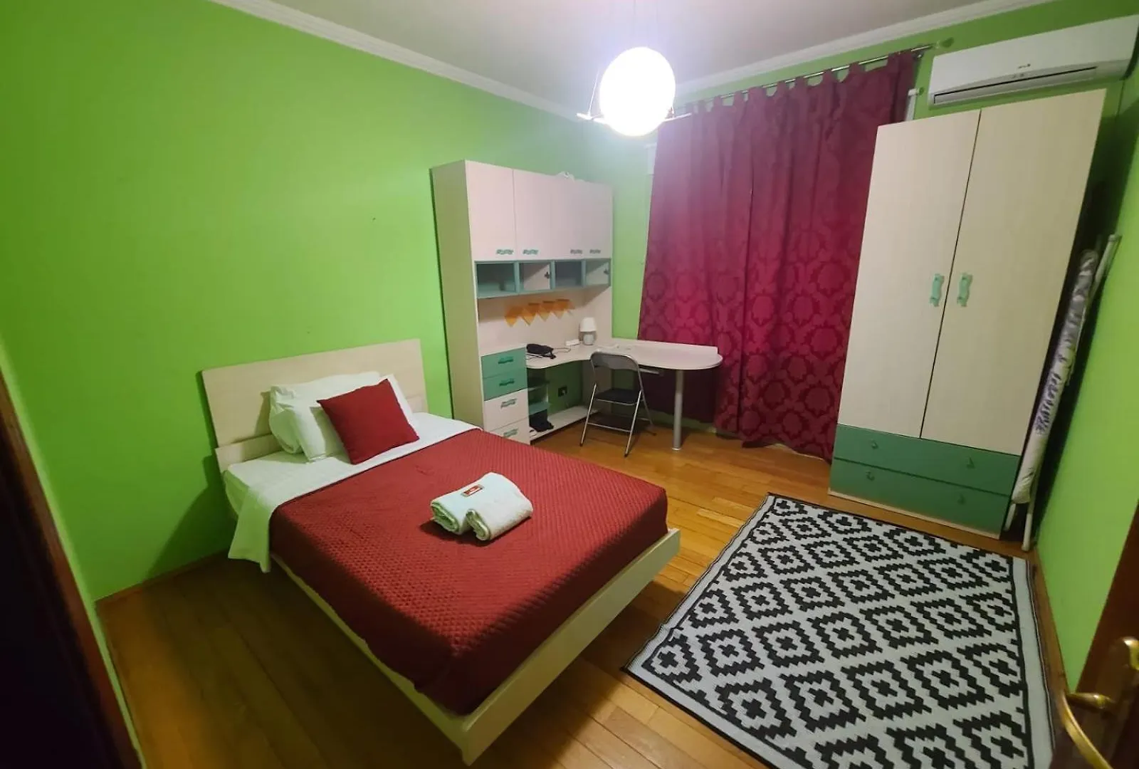 Centre Vila Tirana Albania