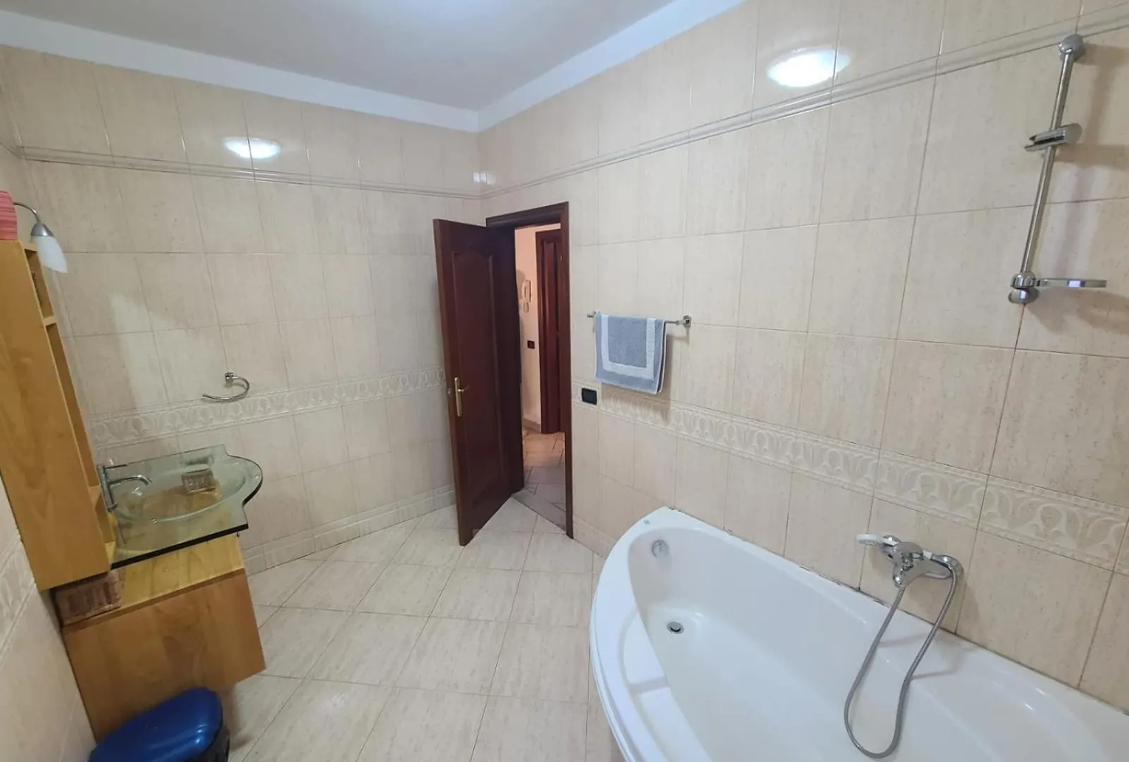 Centre Vila Tirana Villa